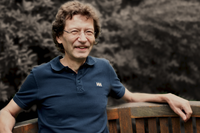 Roland_cs_beschnitt (1)